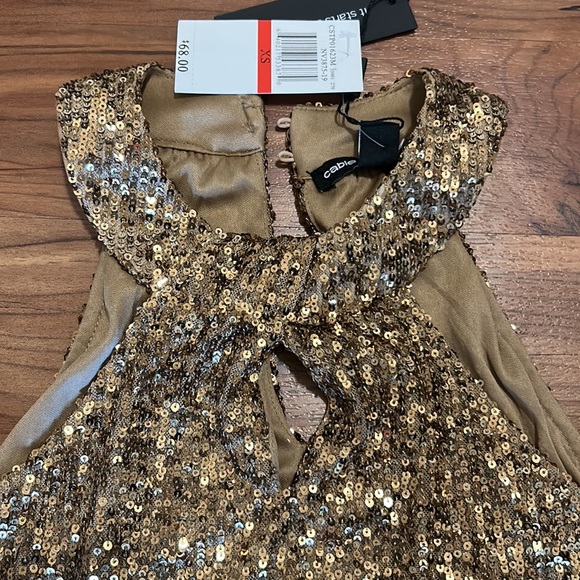 Holiday halter - Picture 2 of 2